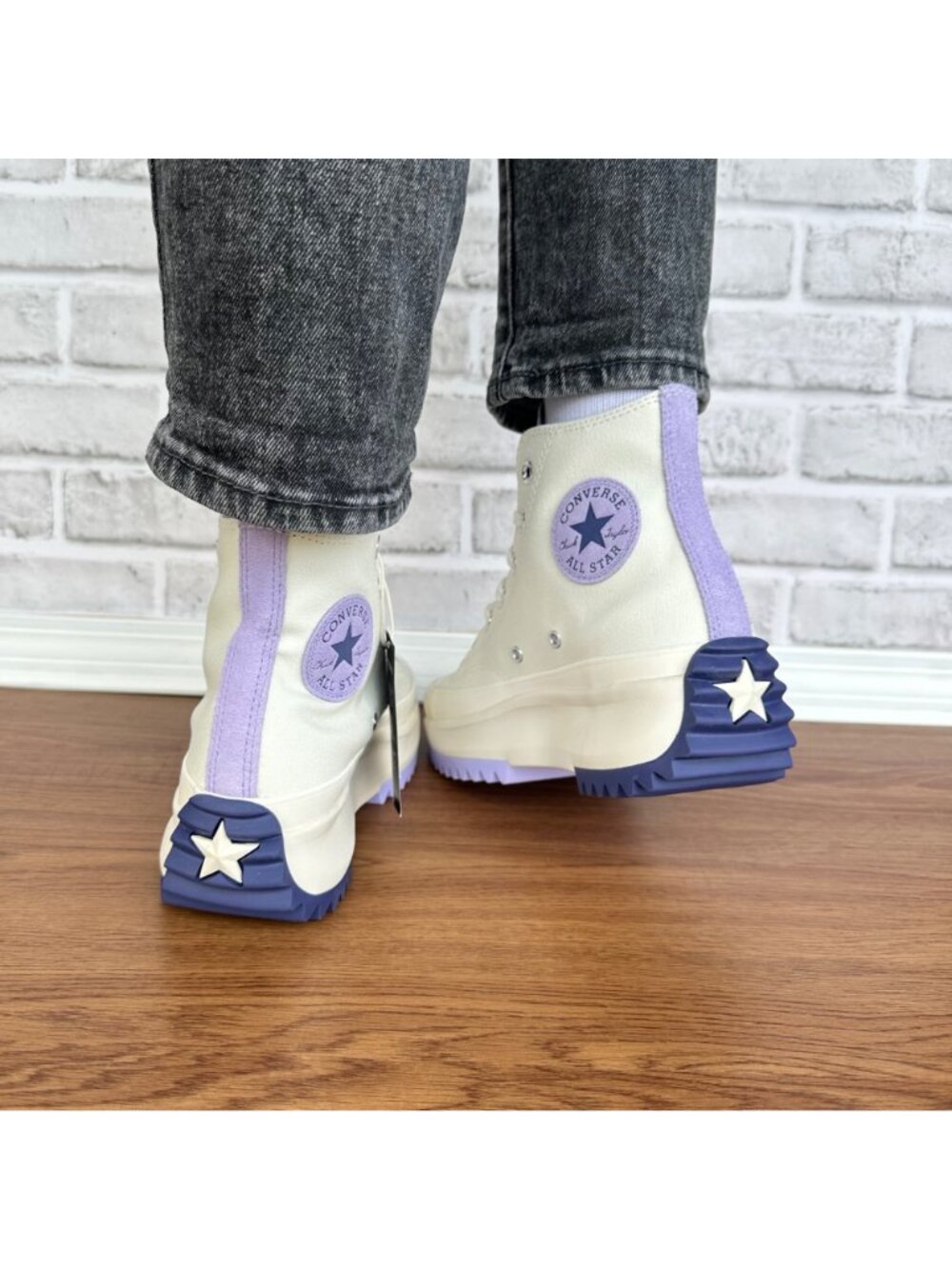 ⭐Converse Run Star Hike Hi Platform 7.5 Women Shoes Sneakes Beige Purple A16188C - Picture 6 of 14